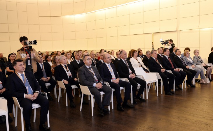 В Баку открылась международная научно-практическая конференция, посвященная 100-летию выдающегося ученого-офтальмолога Зарифы Алиевой