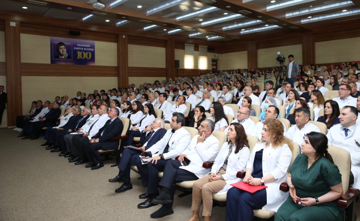Начала работу научно-практическая конференция, посвященная 100-летию общенационального лидера Гейдара Алиева
