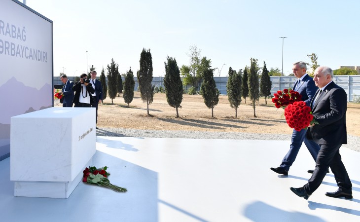 Представители государства и правительства посетили строящийся в Баку Парк Победы