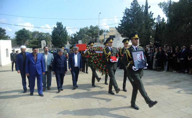 Национальный герой Азербайджана Риад Ахмедов похоронен на II Аллее почетного захоронения