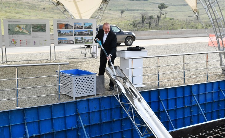 Президент Ильхам Алиев заложил фундамент села Гочахмедли Физулинского района