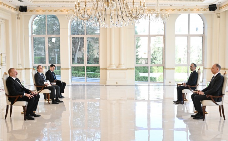 Президент Ильхам Алиев принял верительные грамоты новоназначенного посла Швейцарии в Азербайджане