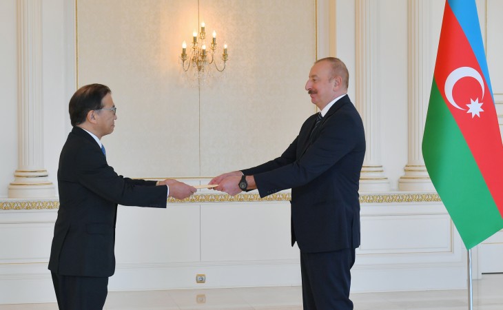 Президент Азербайджана Ильхам Алиев принял новоназначенного посла Японии в нашей стране