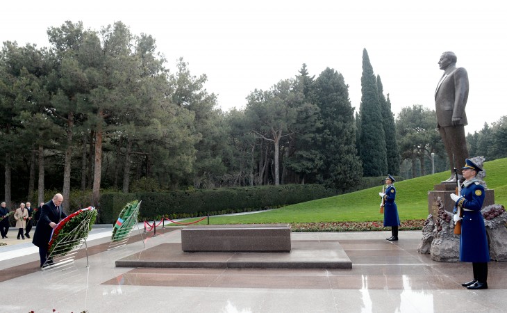 Председатель Правительства Российской Федерации Михаил Мишустин посетил могилу великого лидера