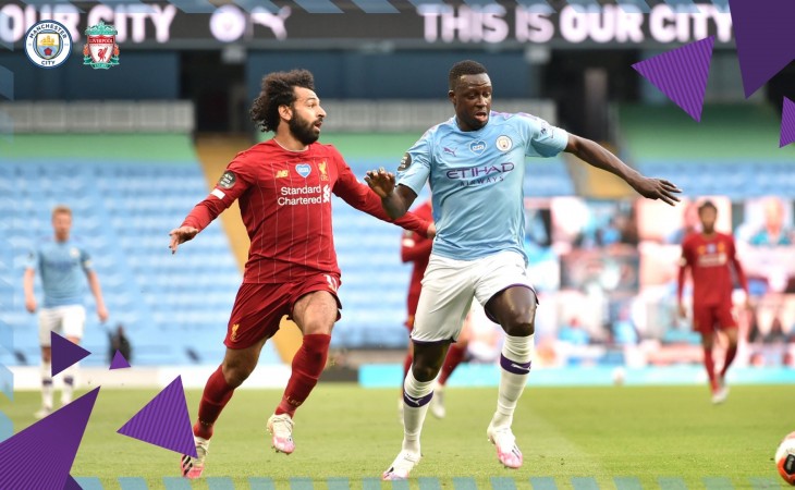 Manchester City honour Liverpool - then hammer them 4-0