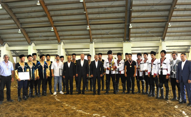 Награждены победители турнира «Кубок Шуша» по национальной конной игре човган