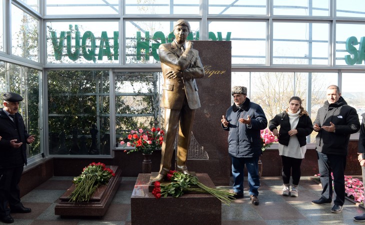 Участники мемориала посетили могилу выдающегося шахматиста Вугара Гашимова