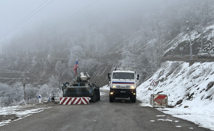 Two vehicles belonging to Russian peacekeepers passed through protest area without hindrance