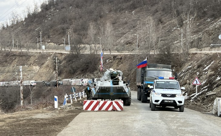 17 more vehicles of Russian peacekeepers move without hindrance through protest area