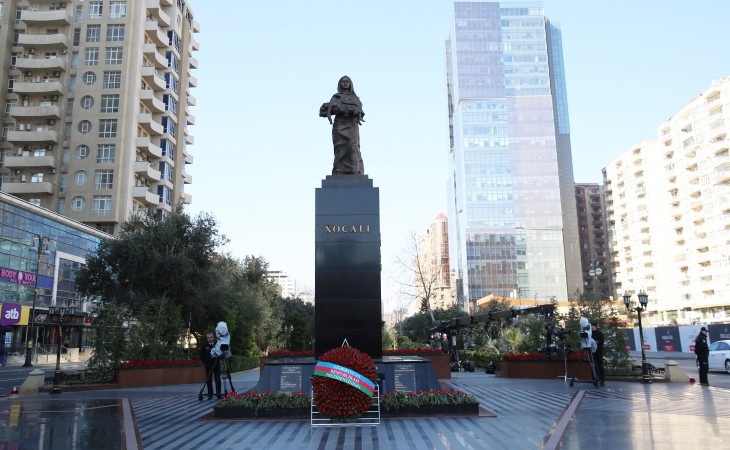 В Баку чтят память жертв Ходжалинского геноцида