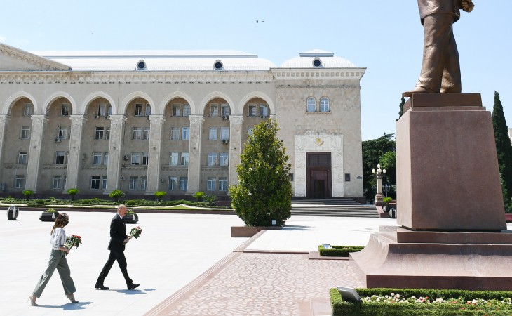 Президент Азербайджана Ильхам Алиев прибыл в город Гянджа