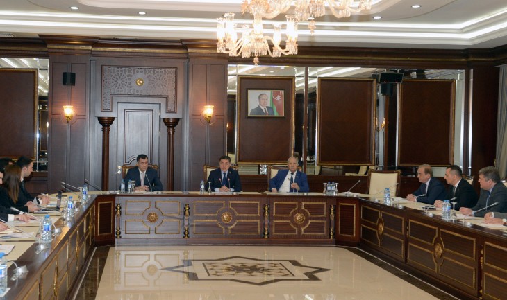 Parlamentin Hüquq siyasəti və dövlət quruculuğu komitəsi 7 məsələni plenar iclasa tövsiyə edib