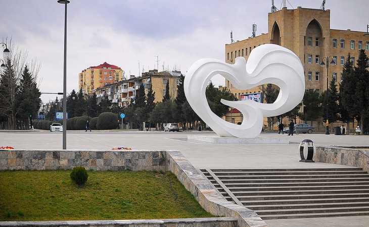 Sumqayıtın küçələri ağıllı işıqlandırma sistemi ilə təchiz olunur