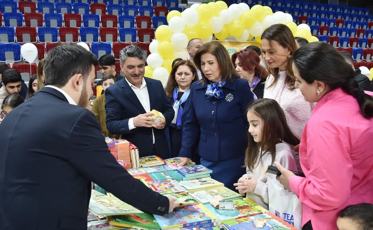 Uşaq Kitab Festivalı: Minlərlə kitabın endirimlə satışı, ustad dərsləri, imza günləri, əyləncəli tamaşalar...