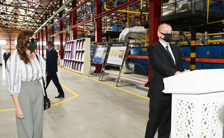 Prezident İlham Əliyev Gəncədə tikinti materialları istehsalı zavodunun açılışında iştirak edib