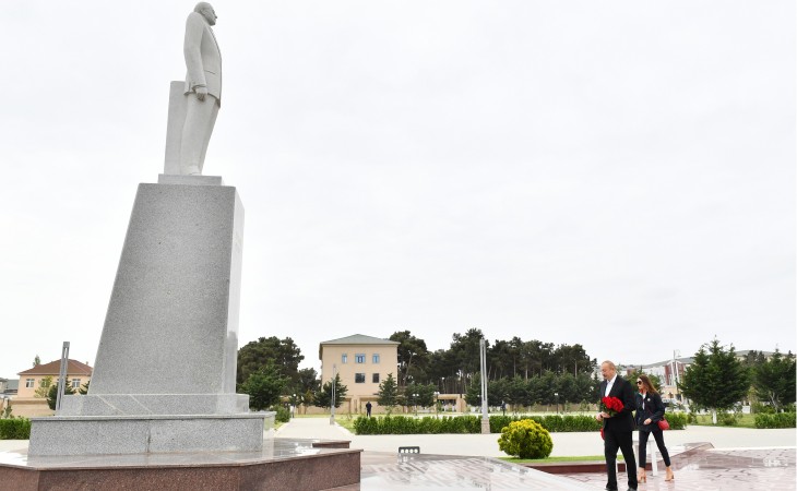 President Ilham Aliyev and First Lady Mehriban Aliyeva visited Neftchala district