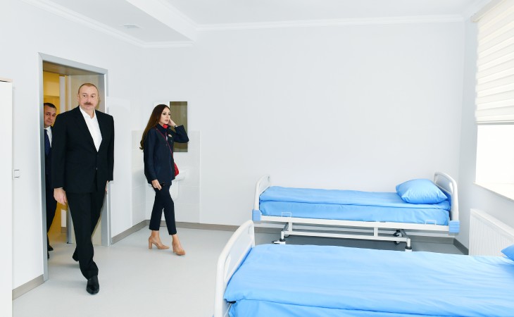 President Ilham Aliyev viewed conditions created at Maternity Home and Children’s Polyclinic of Salyan District Central Hospital