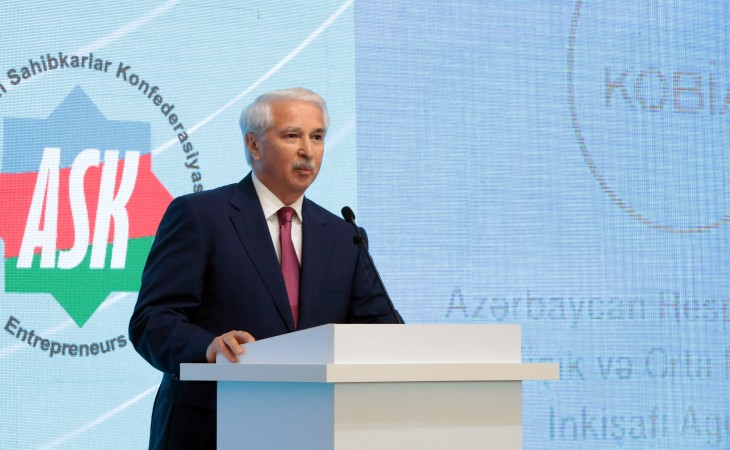Dövlət Vergi Xidmətinin xətti ilə büdcəyə birinci rübdə 4 milyard 899,5 milyon manat vergi daxil olub