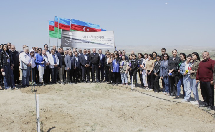 Ulu Öndərin 100 illik yubileyi ilə əlaqədar ağacəkmə tədbirinə media qurumları da qoşulublar