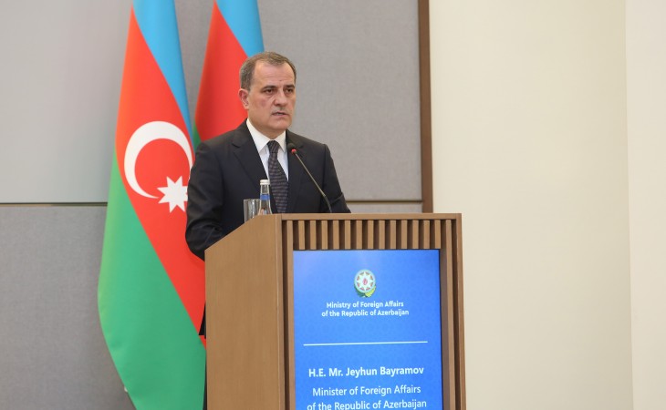 Ceyhun Bayramov: Son iki il yarımda Fransadan Ermənistana çağırış görmədik
