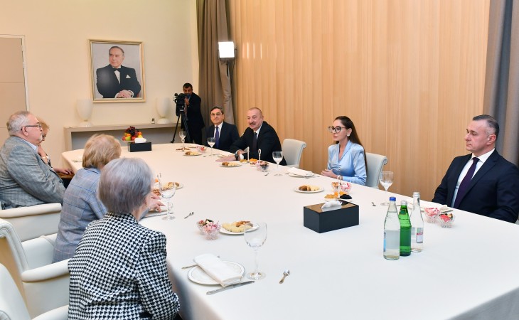 President Ilham Aliyev and First Lady Mehriban Aliyeva talked with ophthalmologists who worked at the same time with academician Zarifa Aliyeva