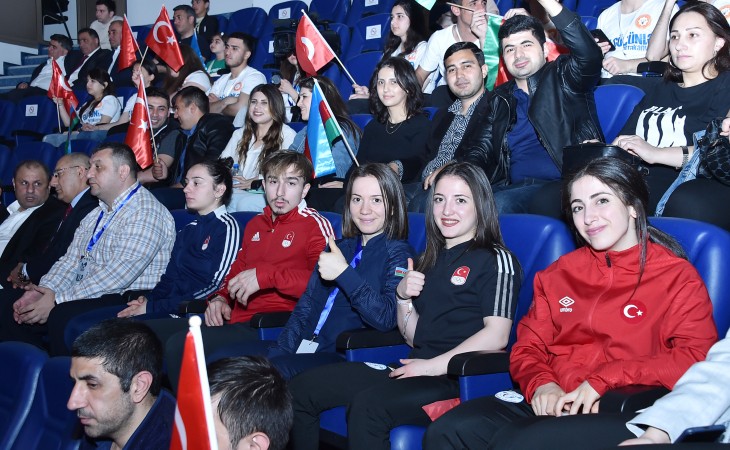 Türkiyə ağır atletləri Azərbaycan çempionatının qonağı olublar