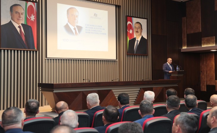 Dövlət Statistika Komitəsində Heydər Əliyevin 100 illiyinə həsr edilmiş tədbir keçirilib