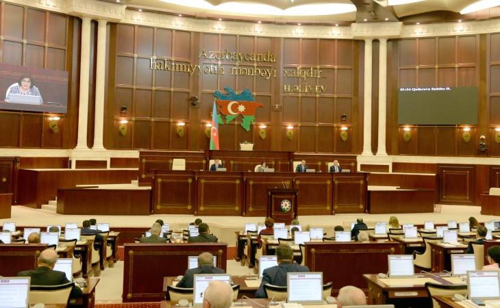 Milli Məclisdə 17 məsələnin müzakirəsi başlayıb