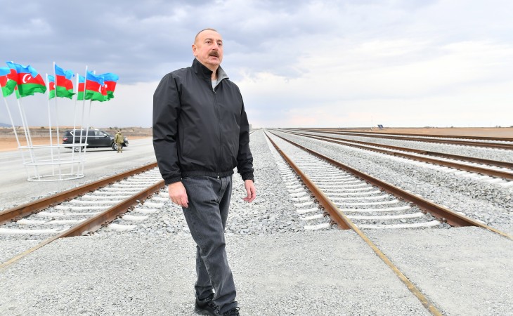 Prezident İlham Əliyev Bərdə-Ağdam dəmir yolu xəttinin tikintisi ilə tanış olub