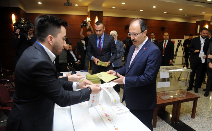 Azərbaycandakı Türkiyə vətəndaşlarının səsverməsi başlayıb