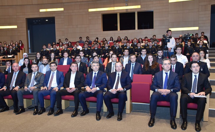 “Bu günün hüququ, sabahın hüquqşünası” adlı konfrans keçirilib