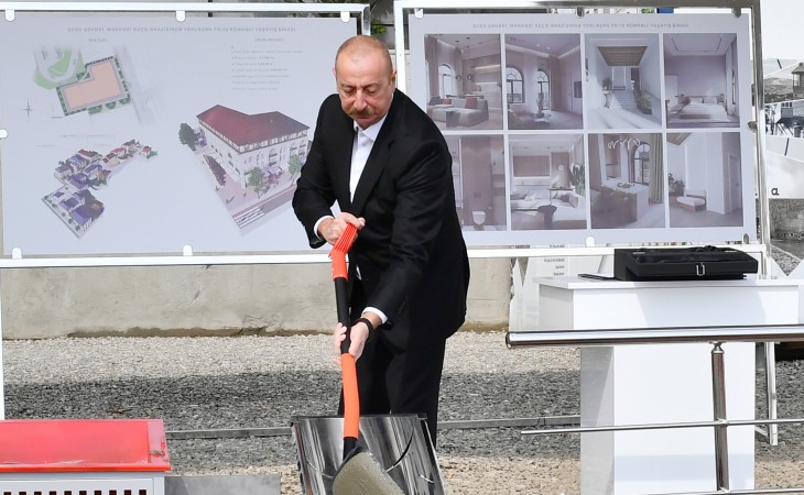 Şuşanın Qarabağ küçəsində inşa olunacaq qeyri-yaşayış binasının təməli qoyulub