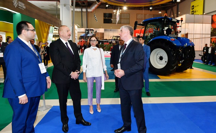 President Ilham Aliyev and First Lady Mehriban Aliyeva viewed the 16th 