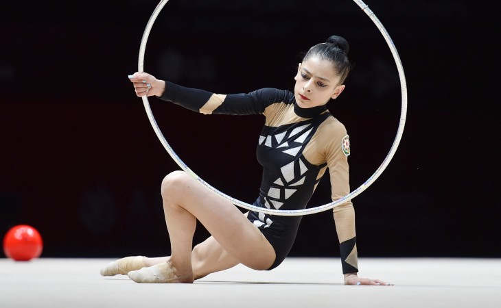 Bədii gimnastlarımız Avropa çempionatında halqa ilə proqramlarını icra ediblər
