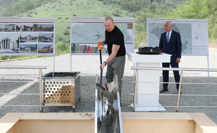 Prezident İlham Əliyev Laçın rayonunun Şəlvə kəndinin təməlini qoyub