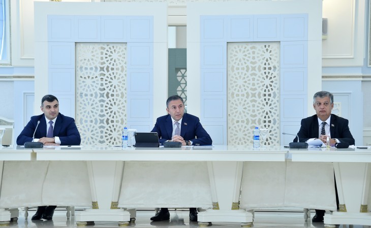 Parlamentin İqtisadi siyasət, sənaye və sahibkarlıq komitəsinin iclası olub