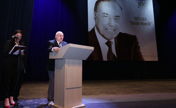 İsmail Serageldin: Nizami Gəncəvi bəşəriyyətin bədii fikir salnaməsində yeni səhifə açmış nadir şəxsiyyətlərdəndir