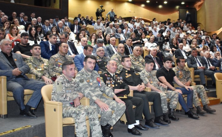 Böyük Qayıdışa doğru: Çadır düşərgələrindən başlayan yol