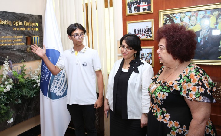 Ukraynalı şagirdlər akademik Zərifə Əliyeva adına liseydə olublar