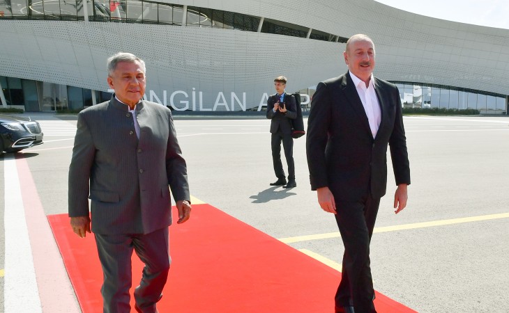 Tatarıstanın Rəisi Rüstəm Minnixanov Azərbaycan Prezidenti İlham Əliyev ilə birlikdə Zəngilan Beynəlxalq Hava Limanından Bakıya yola düşüblər