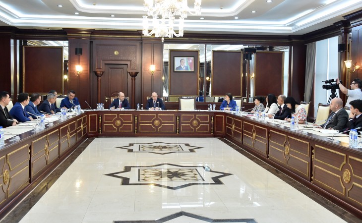 Dərman vasitələrinin Azərbaycana idxalına icazə verilməsi qaydası müəyyənləşib