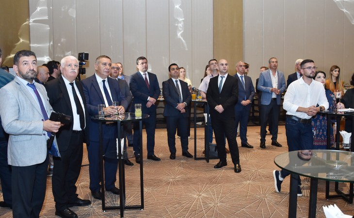 Özbəkistanda mətbuat və kütləvi informasiya vasitələri işçiləri günündə Azərbaycan jurnalistləri təltif olunub