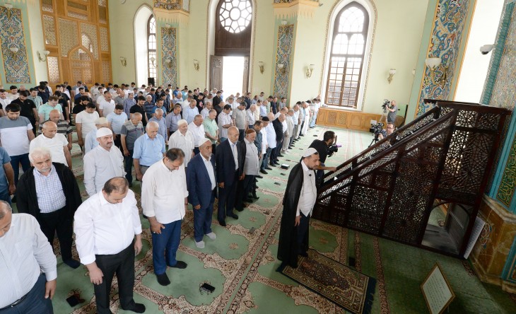 Bakıda Qurban bayramı ilə əlaqədar bayram namazı qılınıb 
