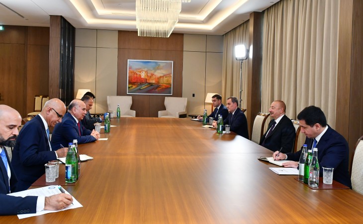 Prezident İlham Əliyev İraqın Baş nazirinin müavinini qəbul edib