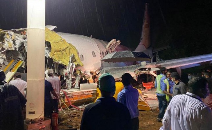 Hindistanda qəzaya uğrayan “Boeing 737” təyyarəsinin qara qutuları tapılıb