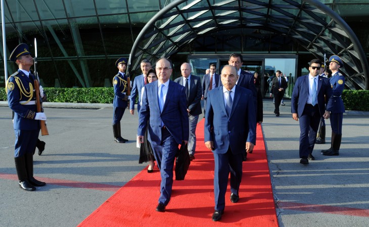 Albaniya Prezidentinin Azərbaycana rəsmi səfəri başa çatıb