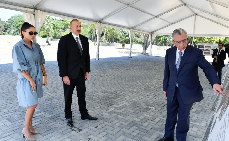 Prezident İlham Əliyev və birinci xanım Mehriban Əliyeva Mərkəzi Nəbatat Bağında aparılan işlərlə tanış olublar