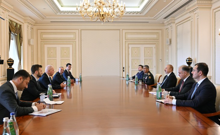 Prezident İlham Əliyev İsrailin müdafiə nazirini qəbul edib