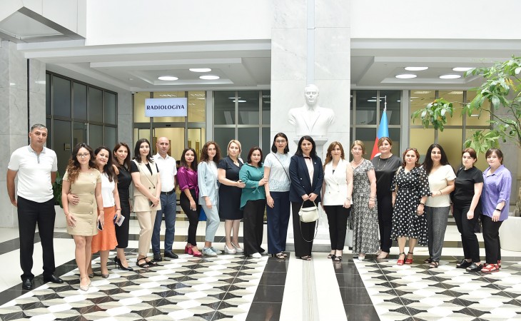 İcbari tibbi sığorta üzrə xidmətlərin göstərildiyi Məlhəm Beynəlxalq Hospitalına mediatur təşkil edilib