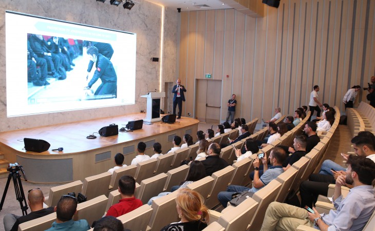 Şuşada keçirilən Qlobal Media Forumu böhran vəziyyətində jurnalistika mövzusunda təlimlə başa çatıb